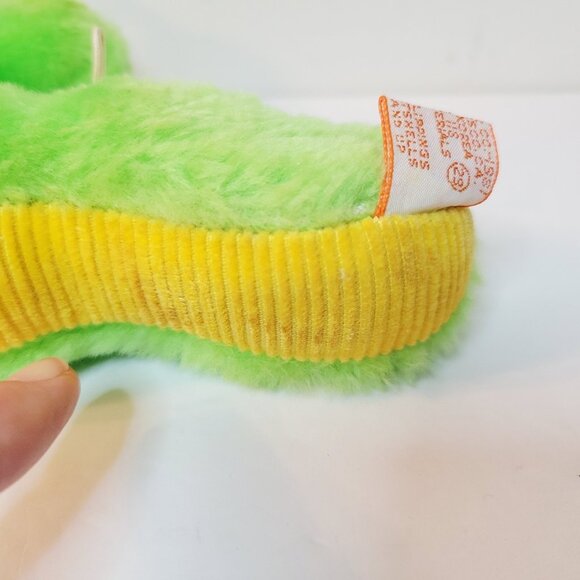 Vtg Green Yellow Small R. Dakin Inch Worm Caterpillar Plush Stuffed Toy - Picture 5 of 7